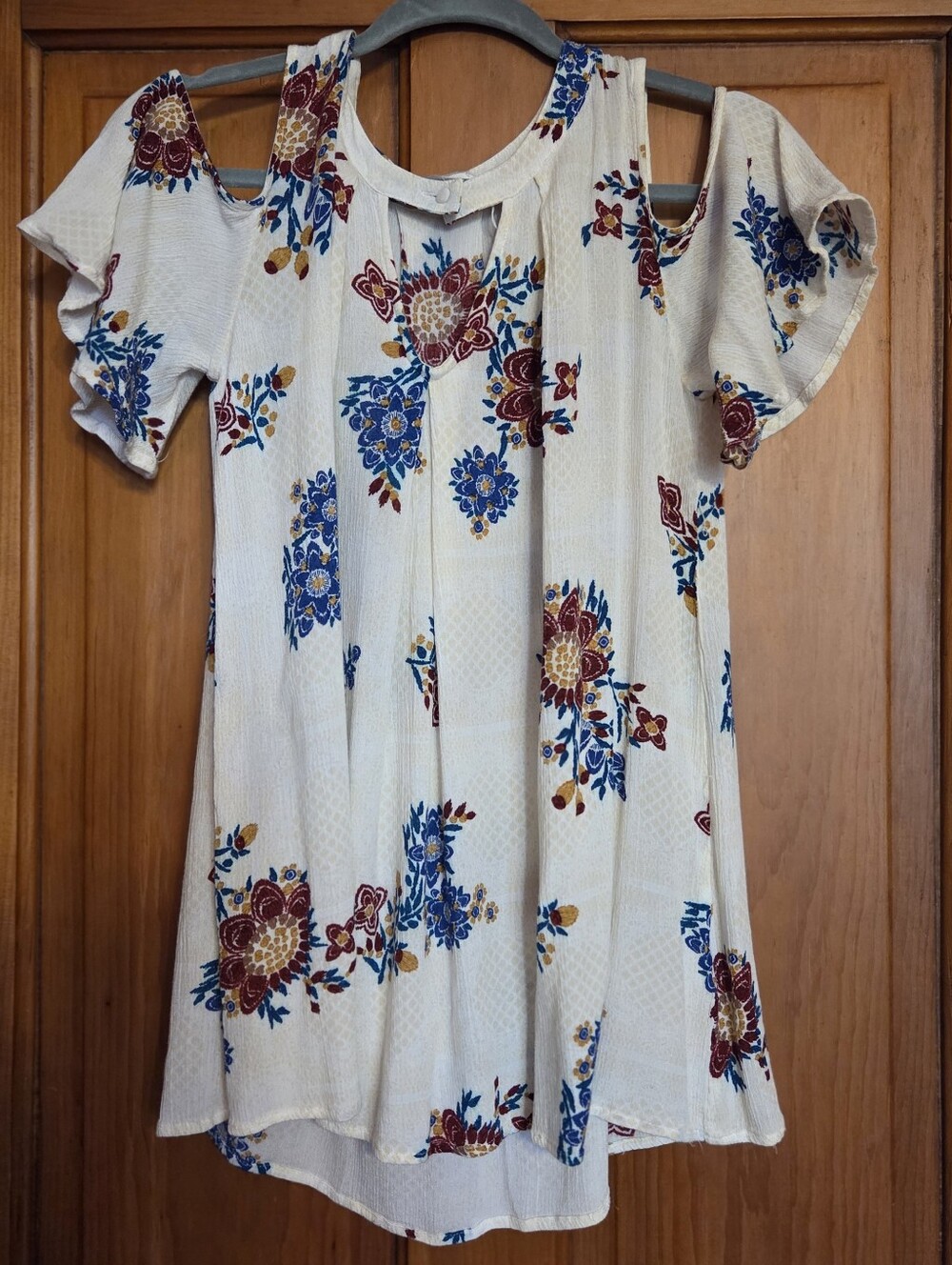 Blu Pepper Cream Floral Cold-Shoulder Tunic with Blue and Burgundy Accents